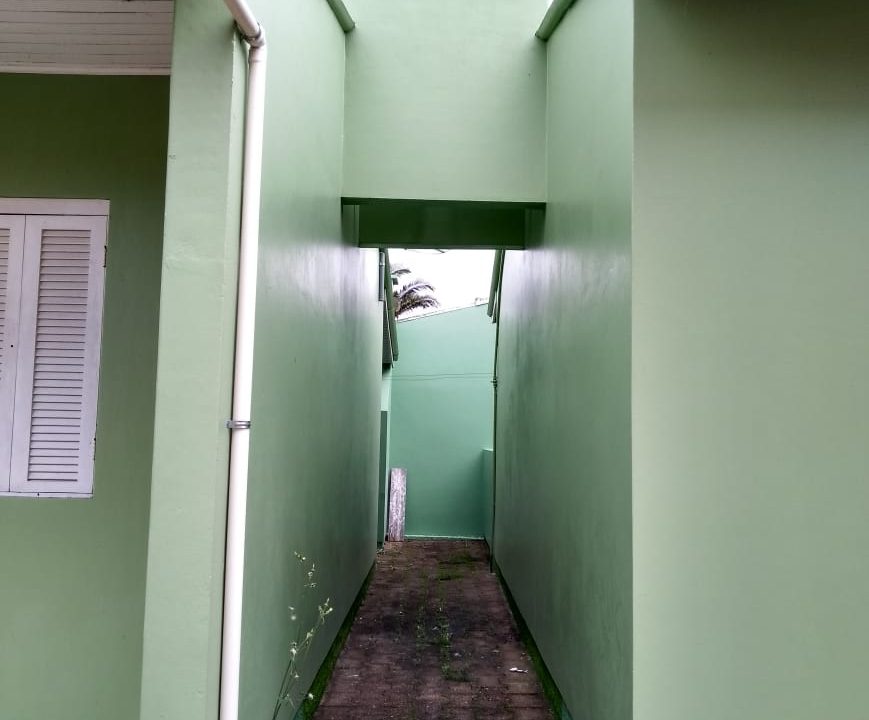 Espaço entre casas