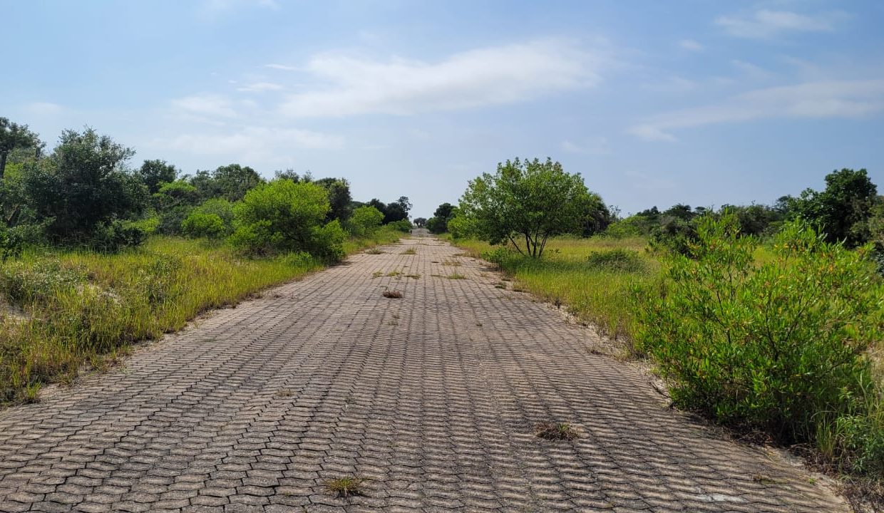 34 - Rua de acesso à lagoa