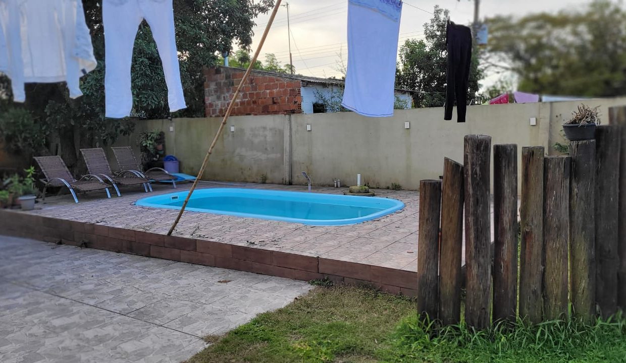 05 - Piscina